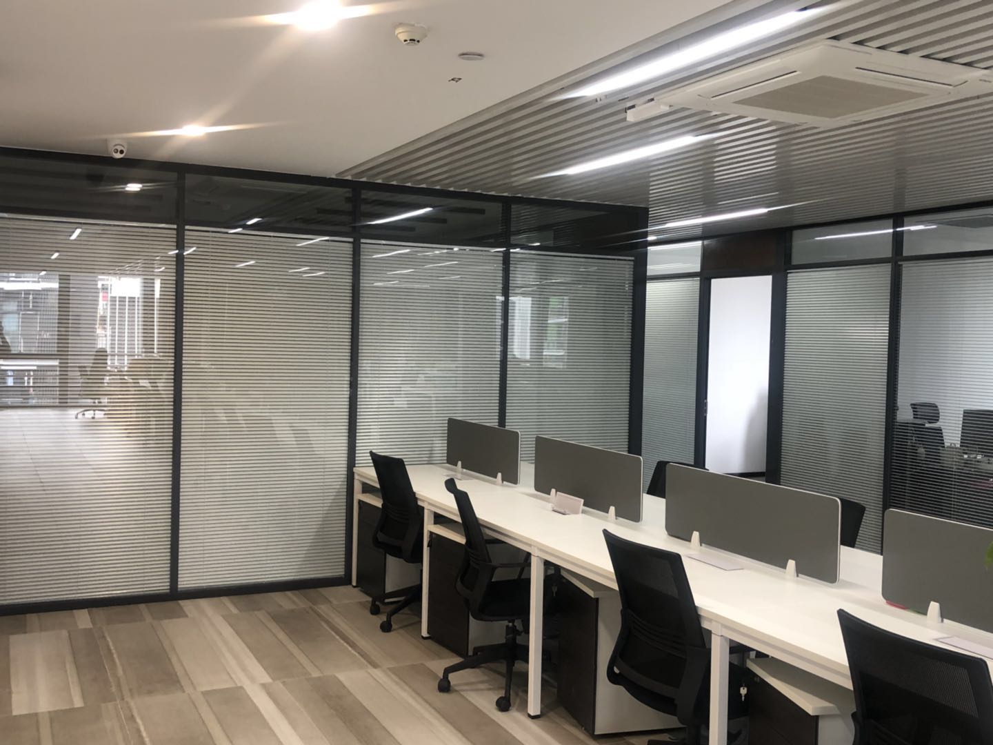 雙玻璃百葉桃子视频在线观看 雙玻璃百葉桃子视频在线观看