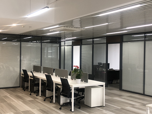 雙玻百葉桃子视频在线观看